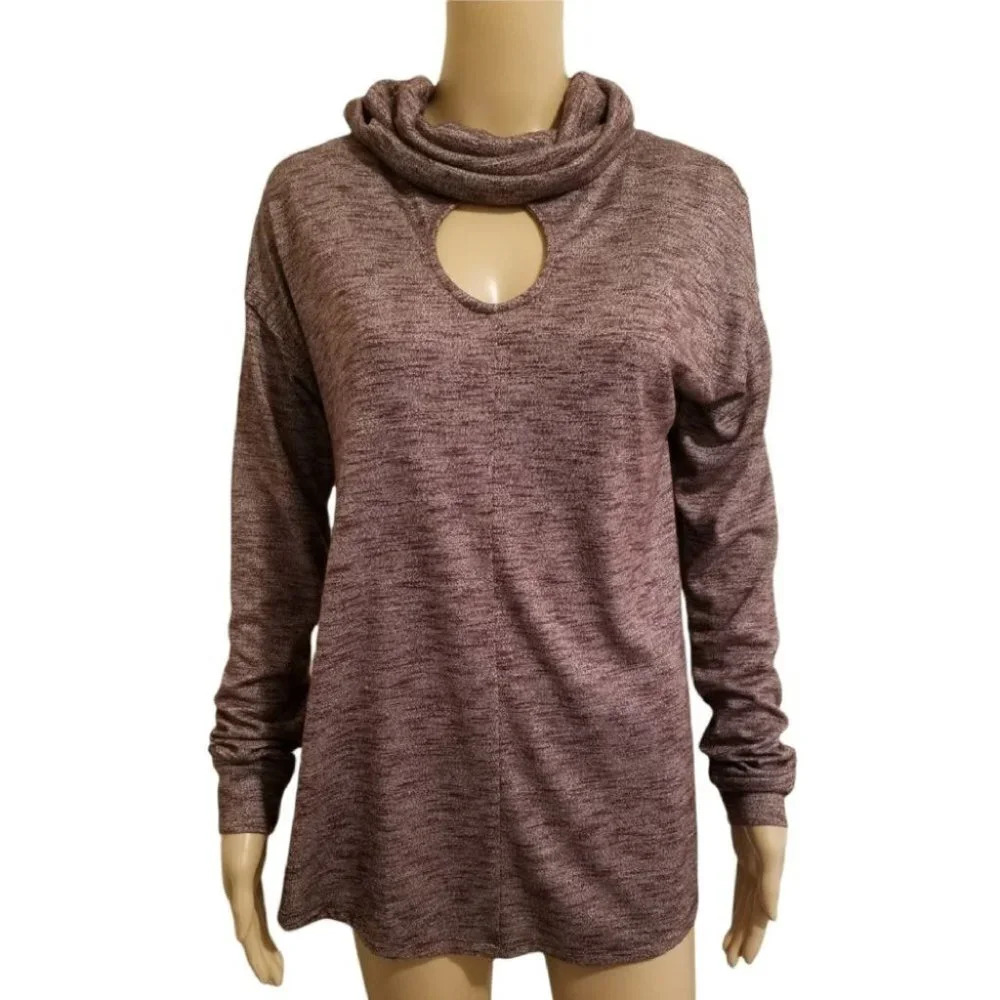 Cut out Thin Sweater by Wild Pearl